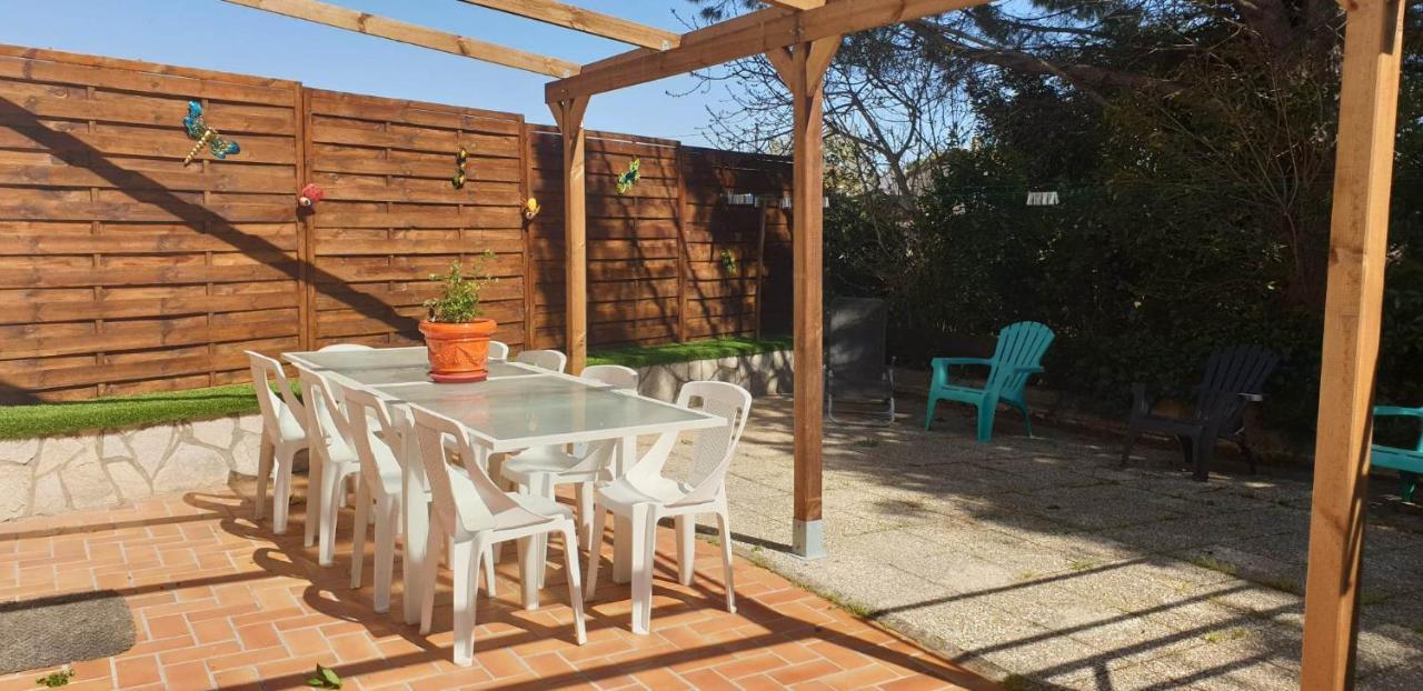 Apartamento Location Saisonniere Coursan Exterior foto