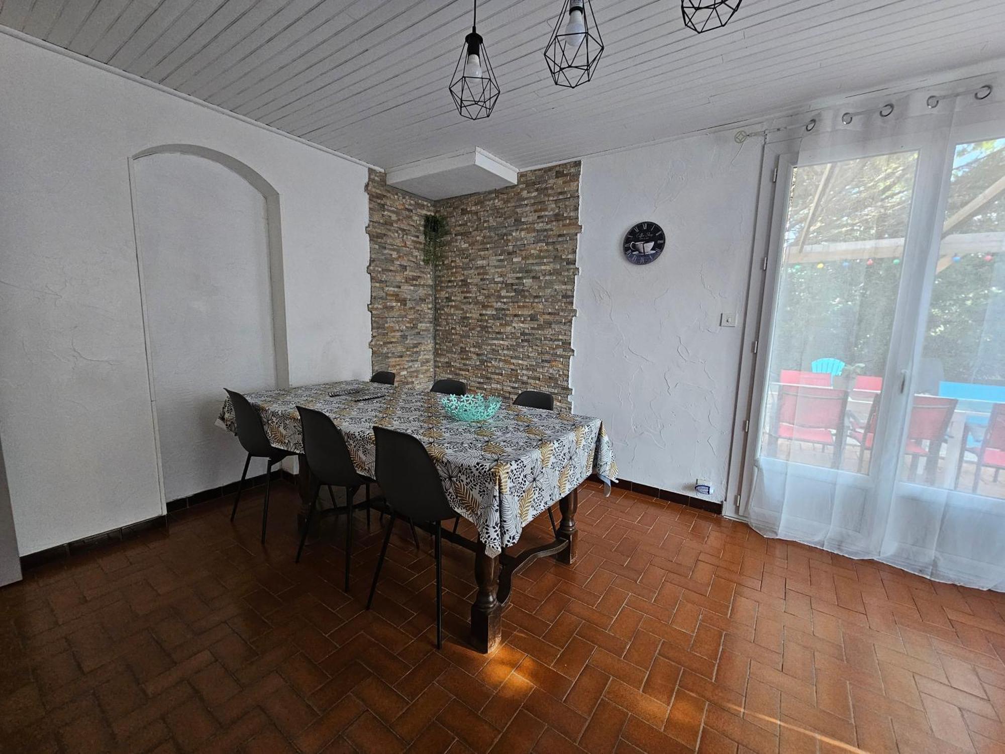 Apartamento Location Saisonniere Coursan Exterior foto