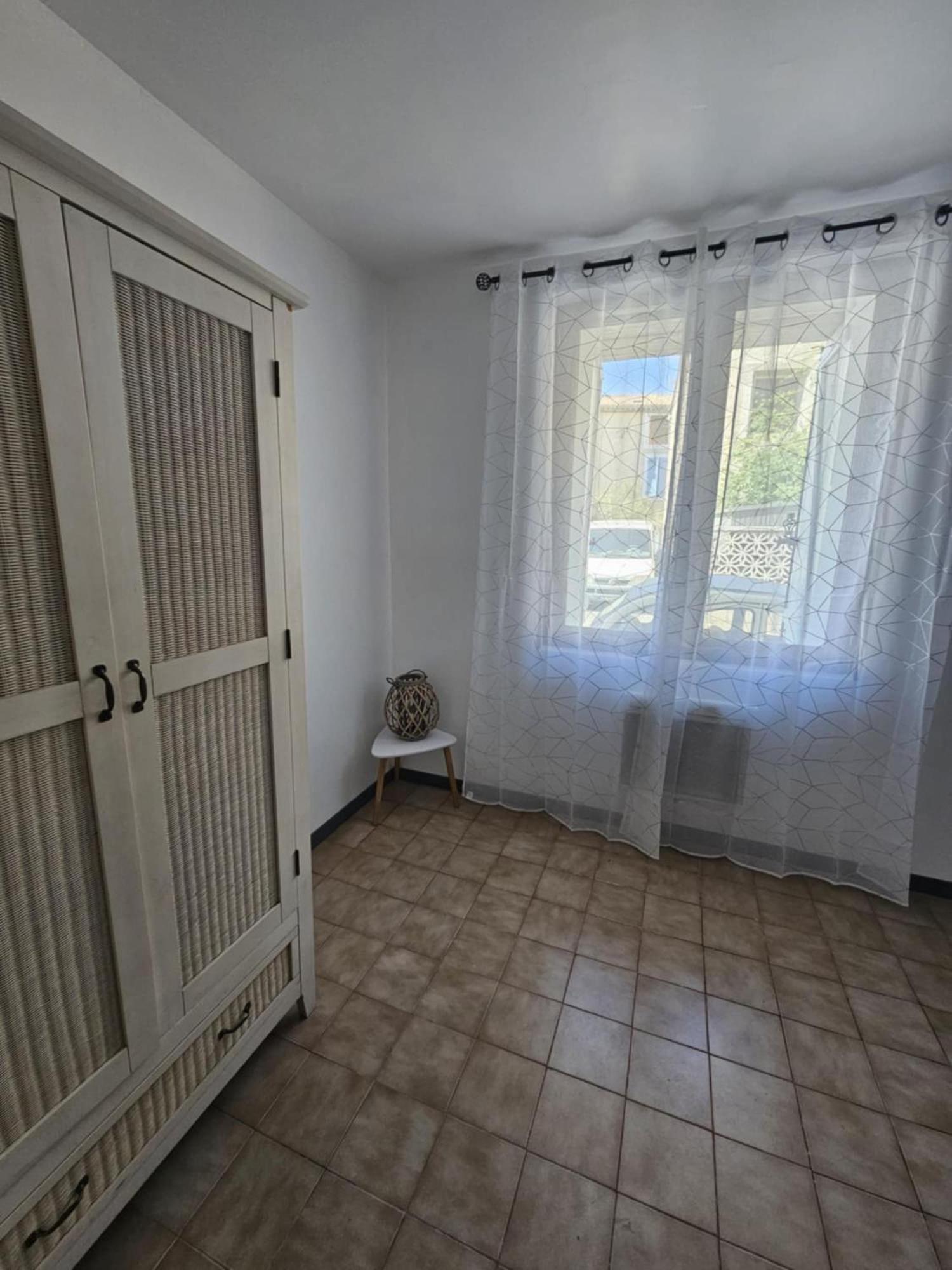 Apartamento Location Saisonniere Coursan Exterior foto